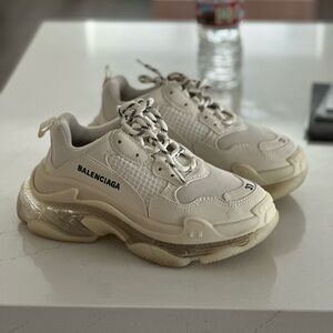 Balenciaga triple s sneaker